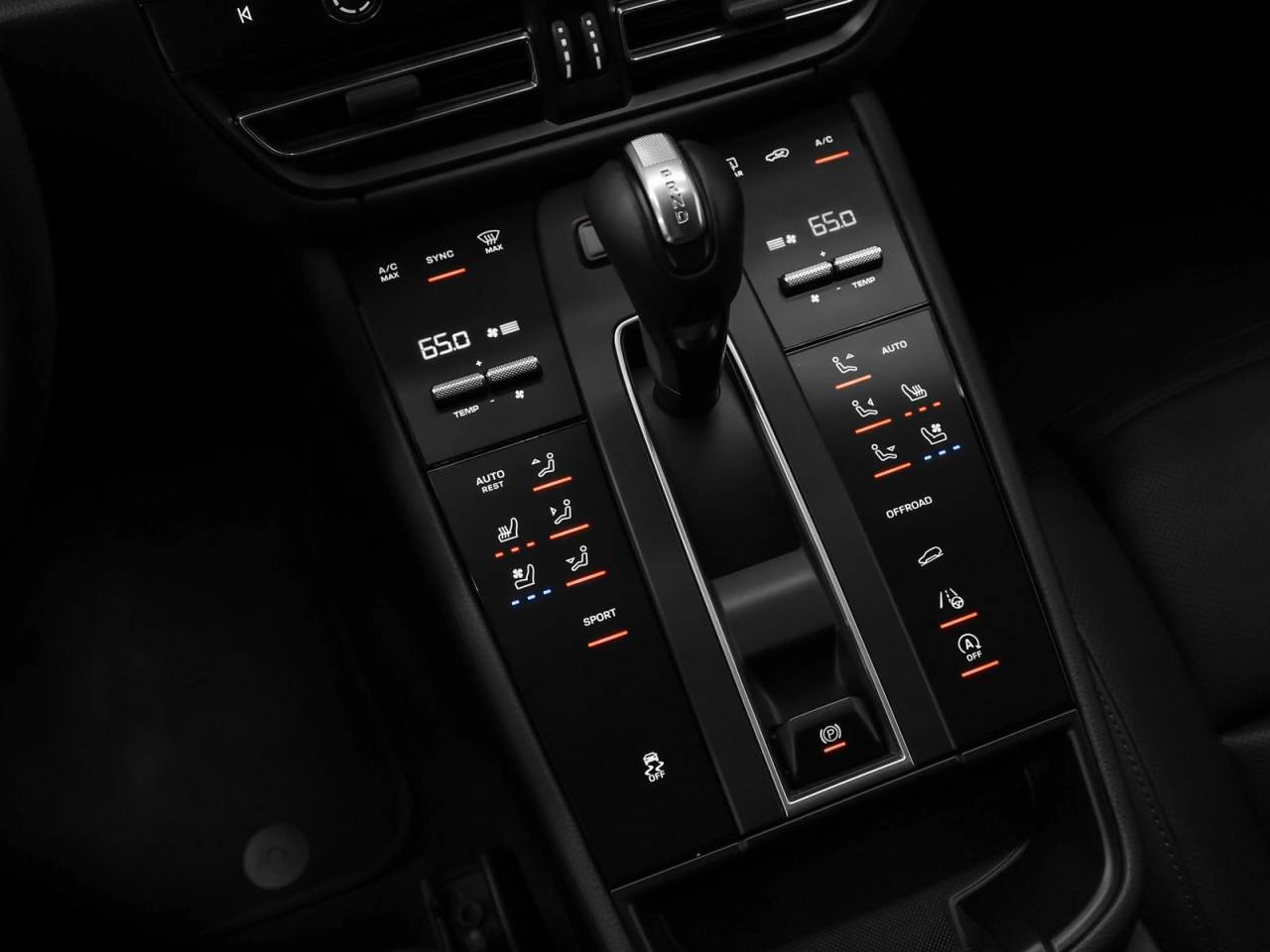 2025 Porsche Macan Base