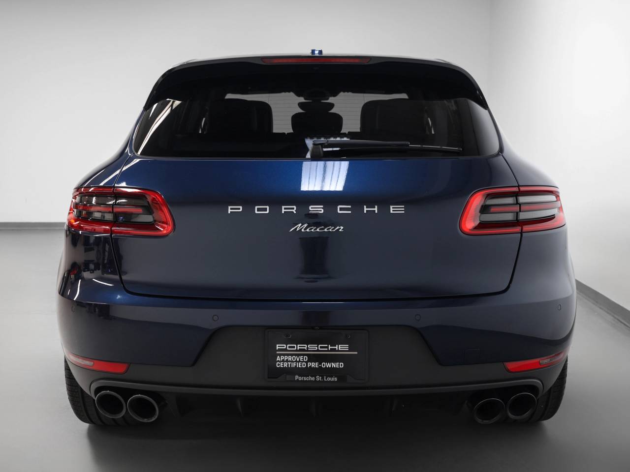 2018 Porsche Macan Macan Sport Edition