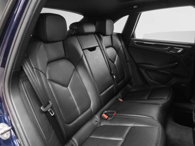 2018 Porsche Macan Macan Sport Edition