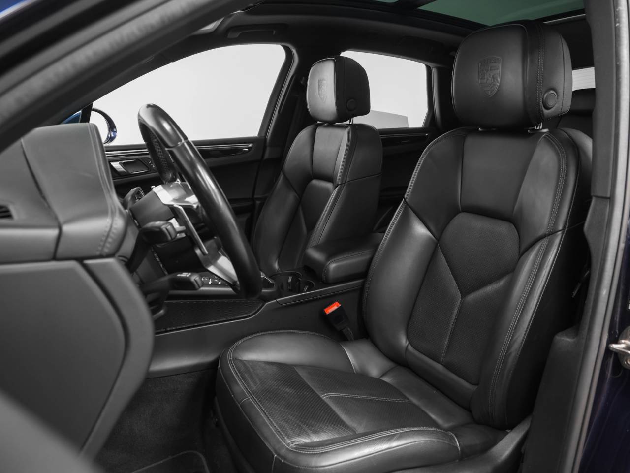 2018 Porsche Macan Macan Sport Edition