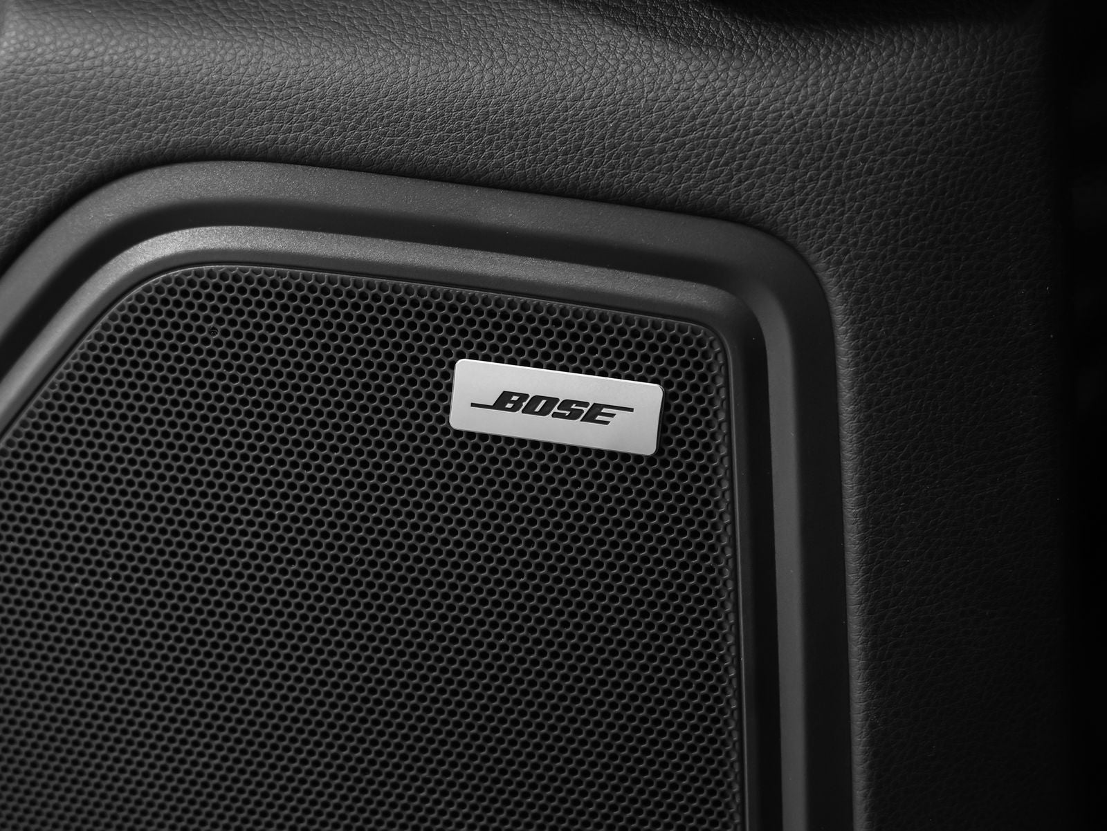2020 Porsche Macan Macan