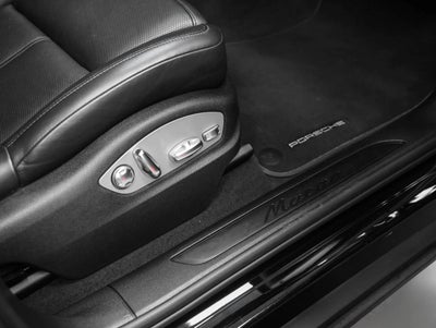2020 Porsche Macan Macan
