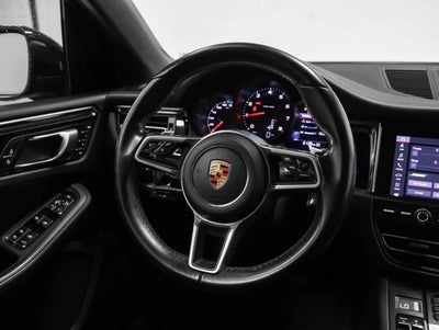 2020 Porsche Macan Macan