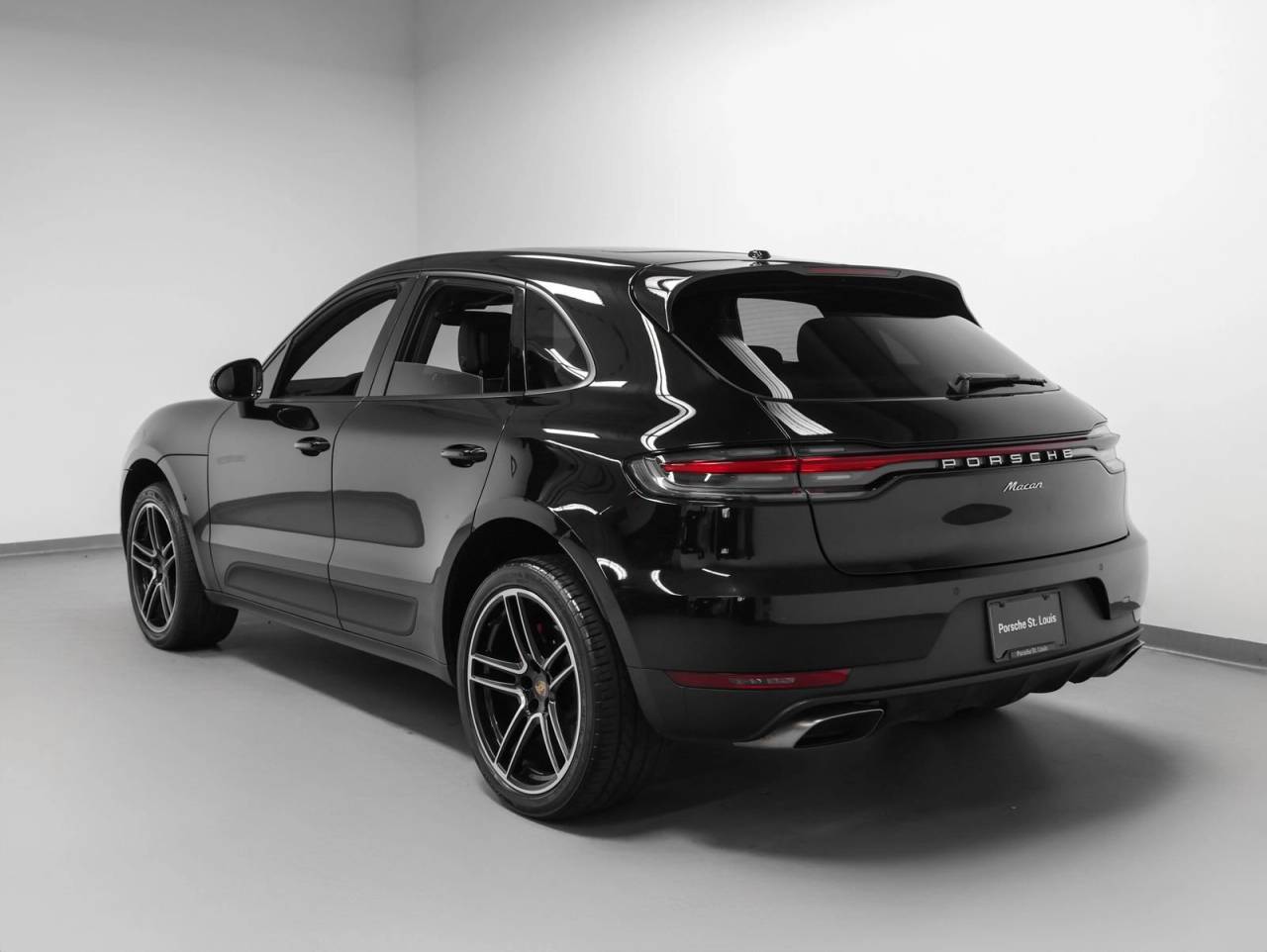 2020 Porsche Macan Macan