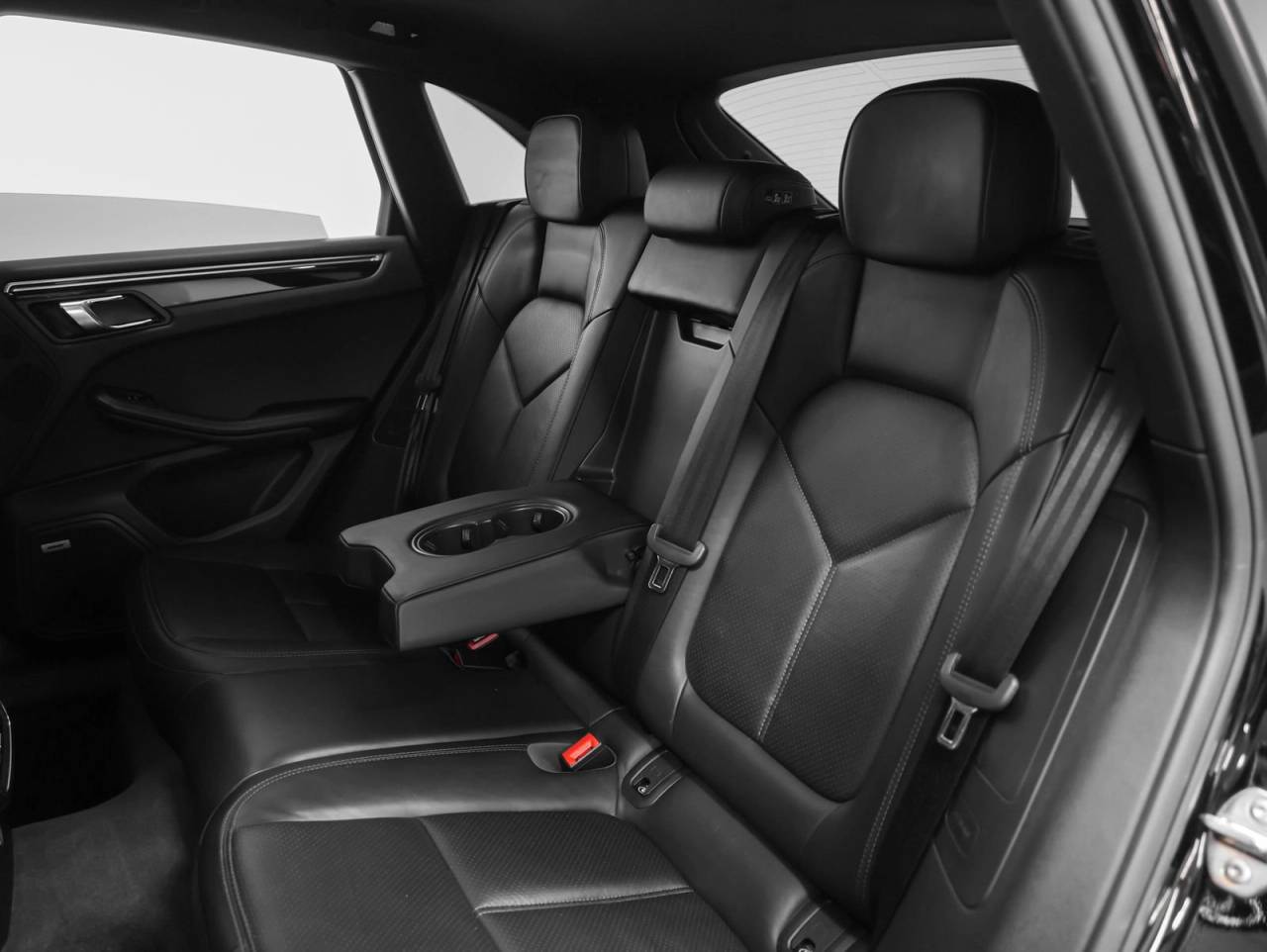 2020 Porsche Macan Macan