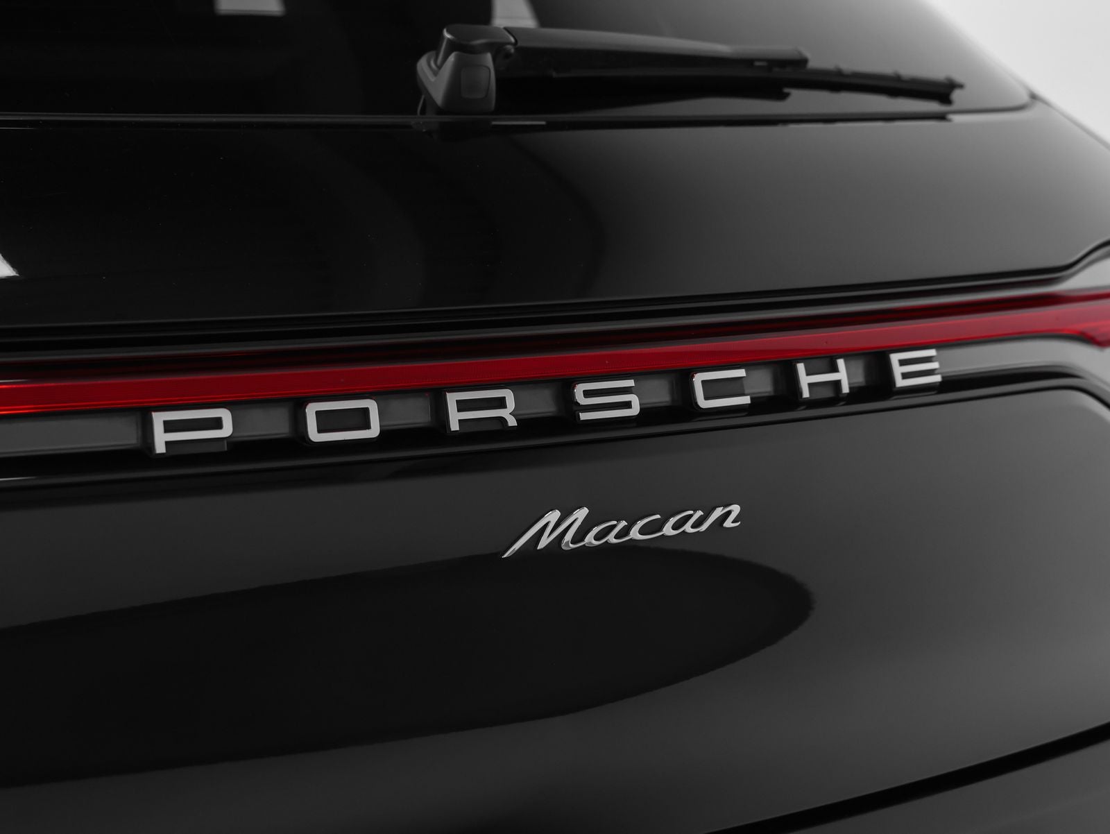 2021 Porsche Macan Macan