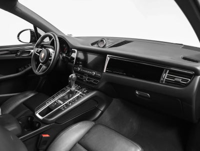 2021 Porsche Macan Macan
