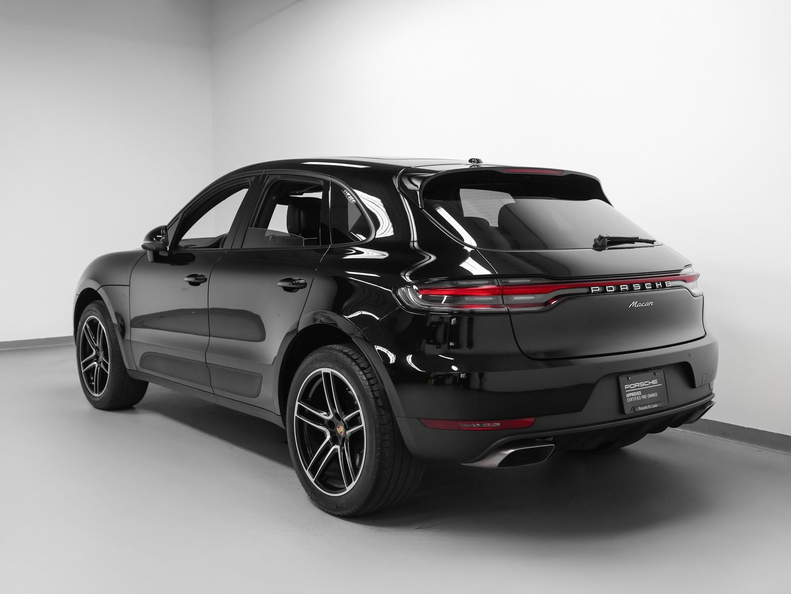 2021 Porsche Macan Macan