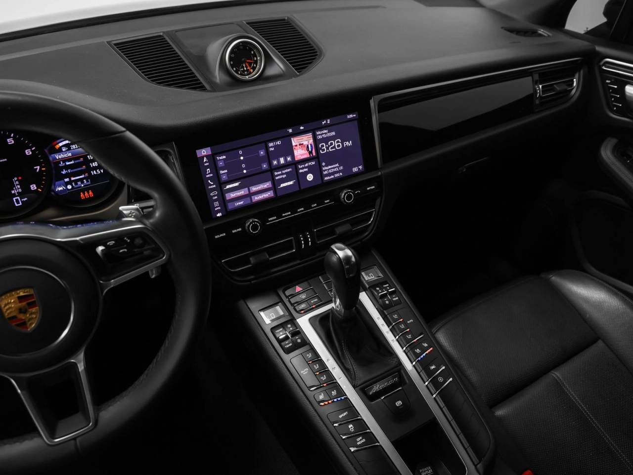 2021 Porsche Macan Macan