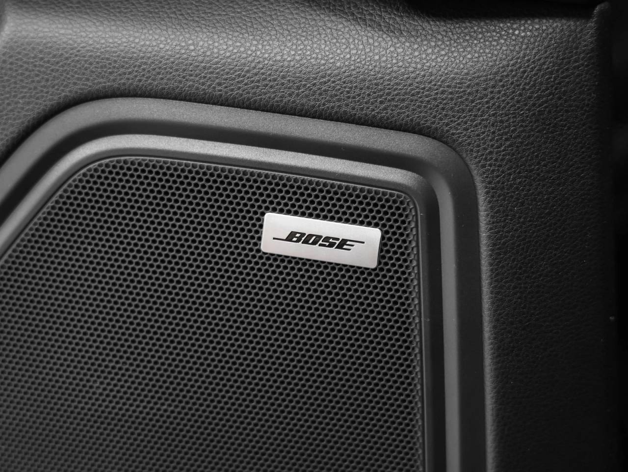 2021 Porsche Macan Macan