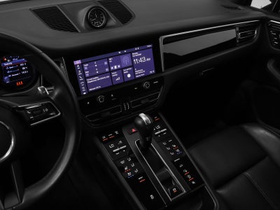 2023 Porsche Macan Base