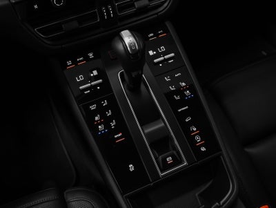 2023 Porsche Macan Base