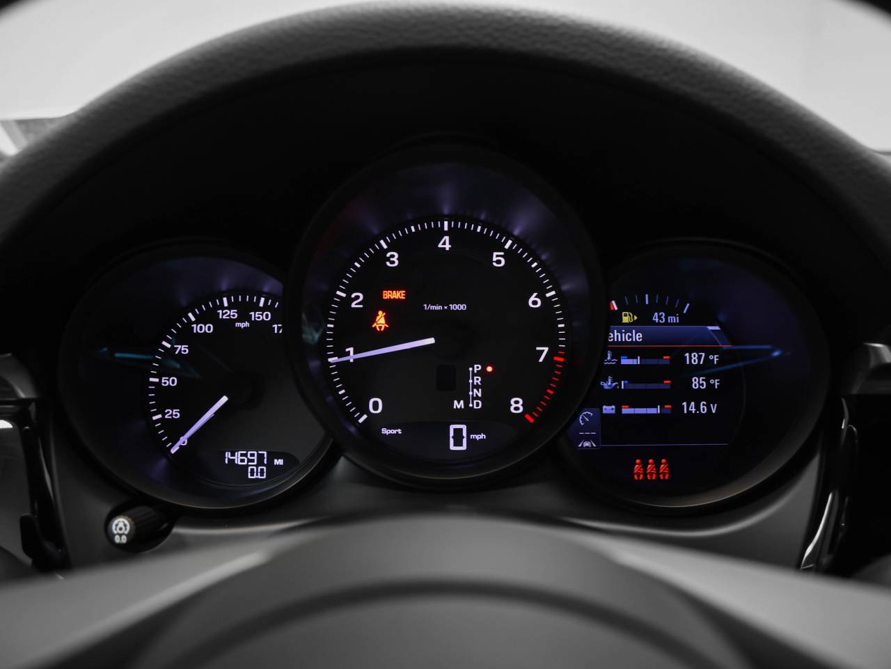 2023 Porsche Macan Base