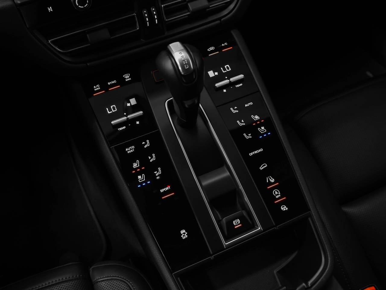 2023 Porsche Macan Base