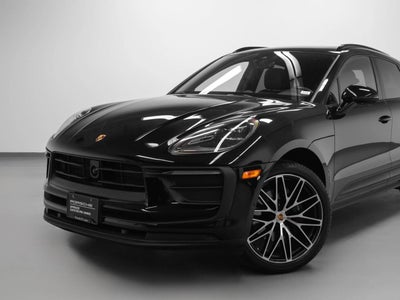 2023 Porsche Macan Base