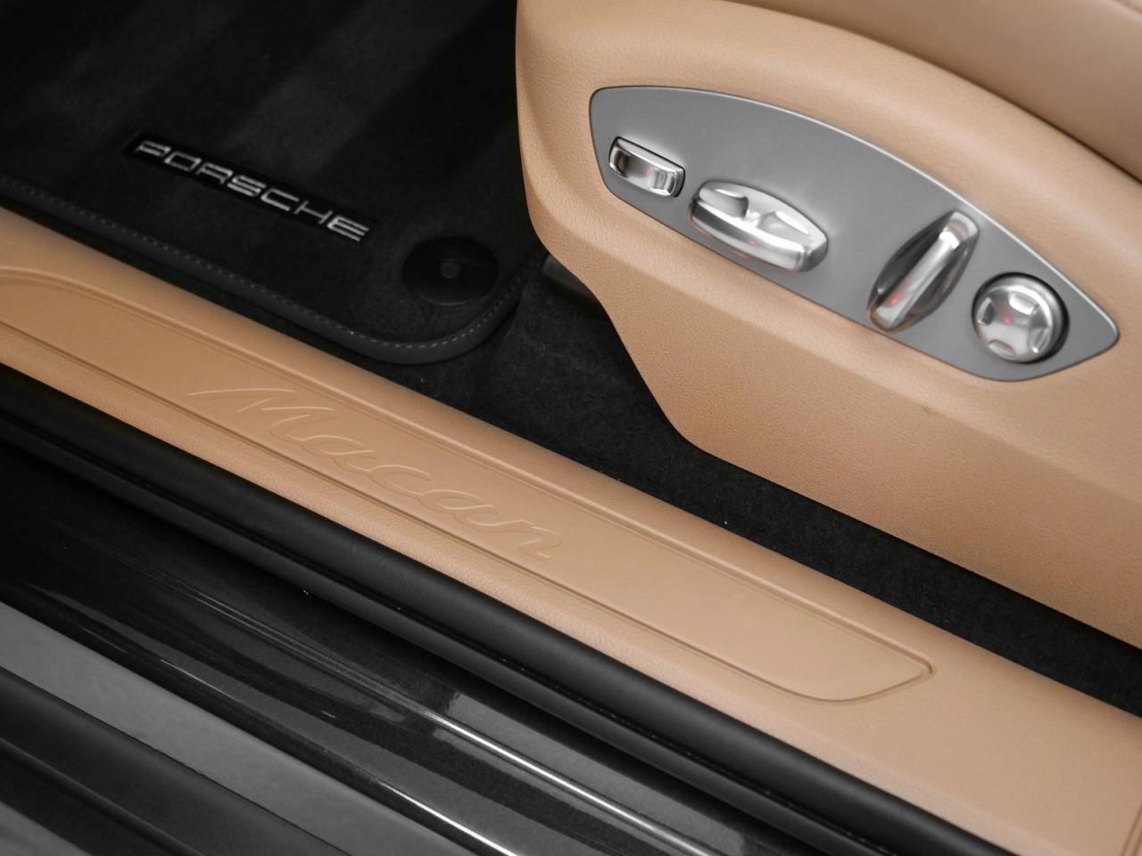 2025 Porsche Macan Macan