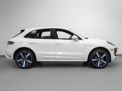 2025 Porsche Macan Macan