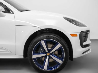 2025 Porsche Macan Macan