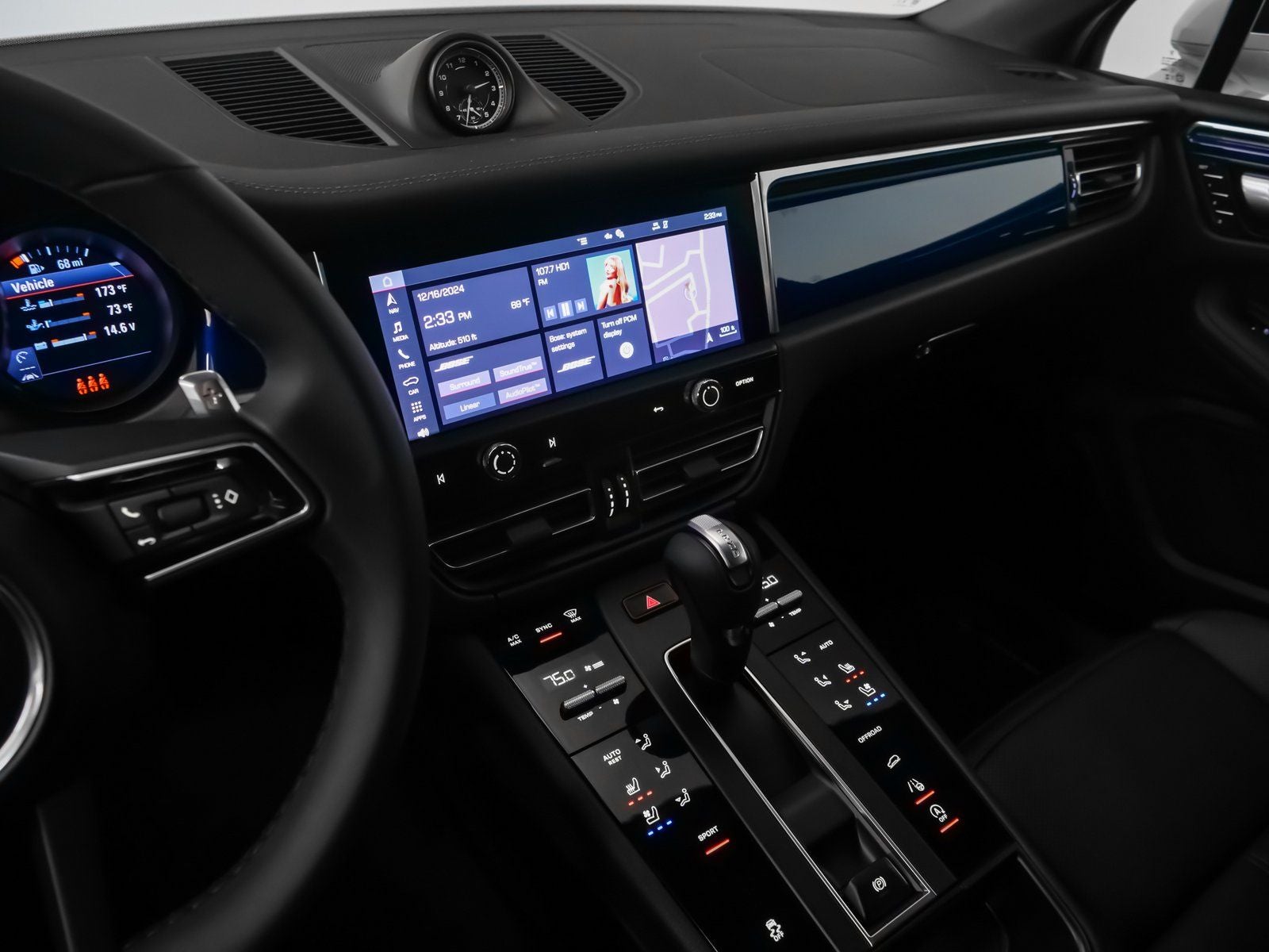 2025 Porsche Macan Macan