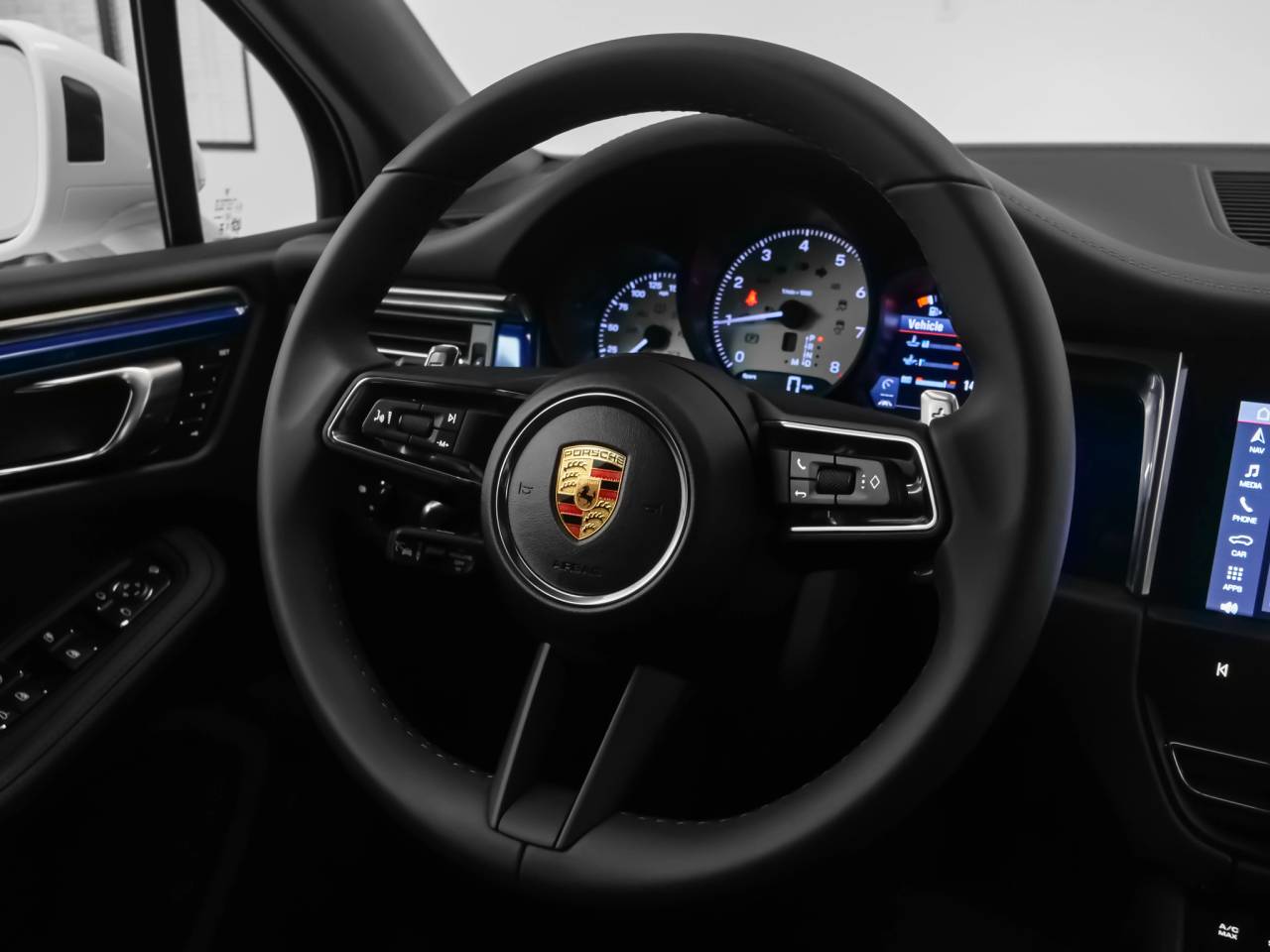 2025 Porsche Macan Macan