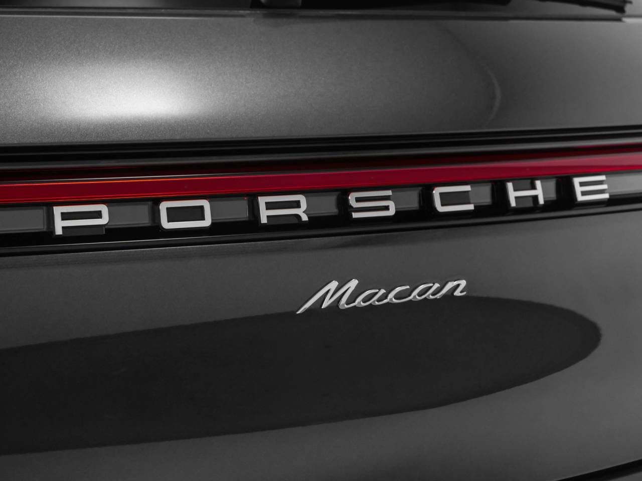 2025 Porsche Macan Macan