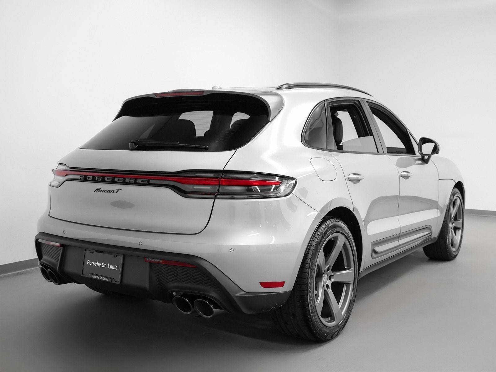 2025 Porsche Macan Macan T