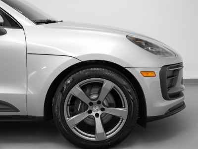 2025 Porsche Macan Macan T