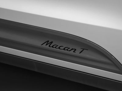 2025 Porsche Macan Macan T