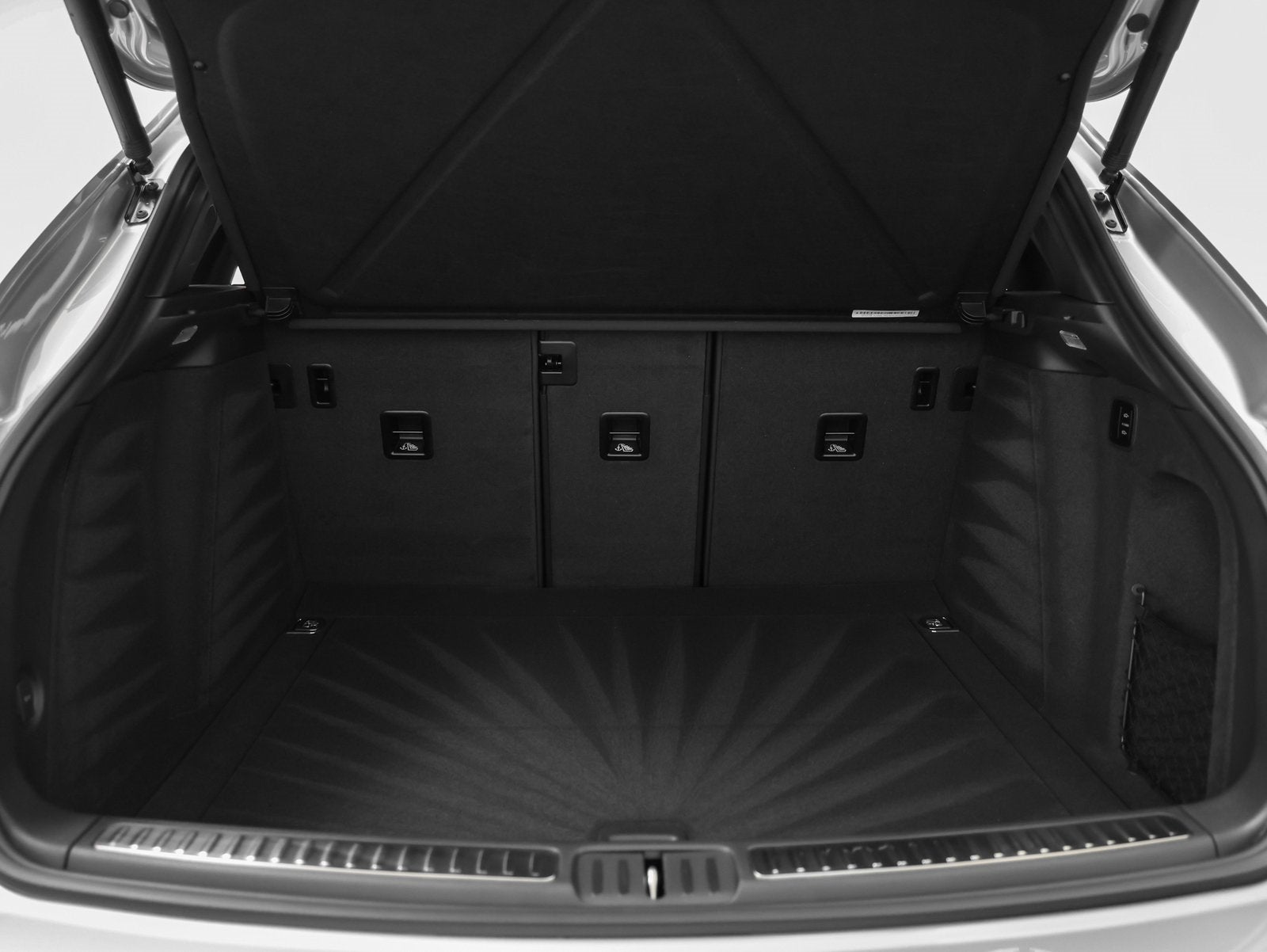 2025 Porsche Macan Macan T