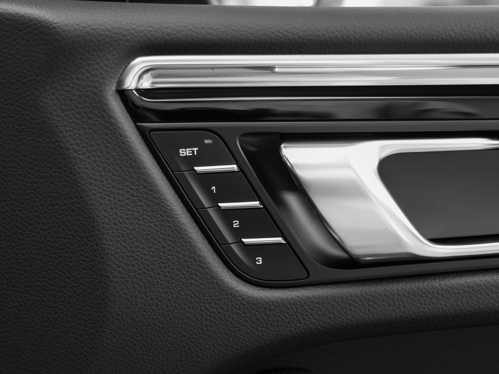 2025 Porsche Macan Macan T