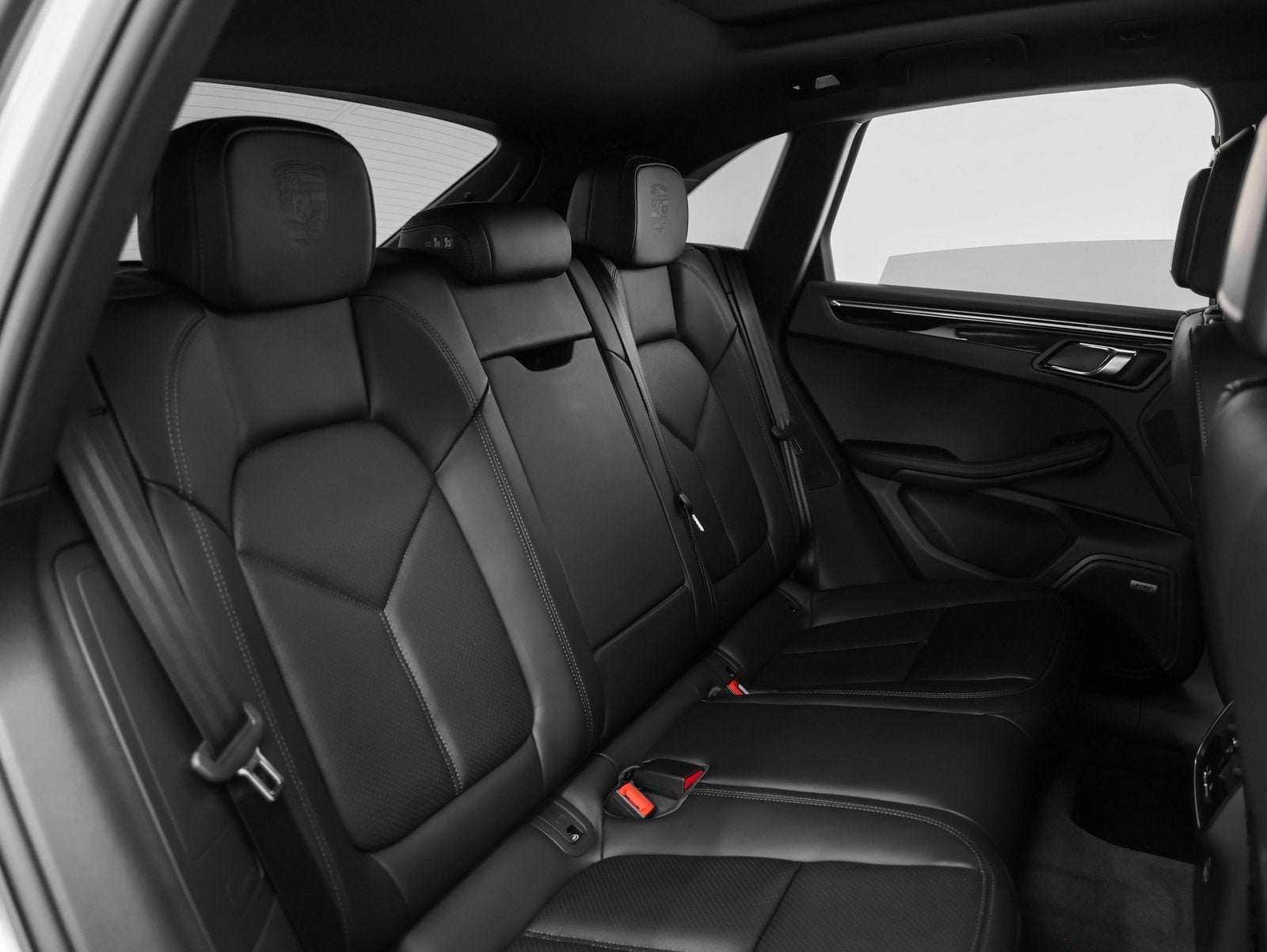 2025 Porsche Macan Macan T