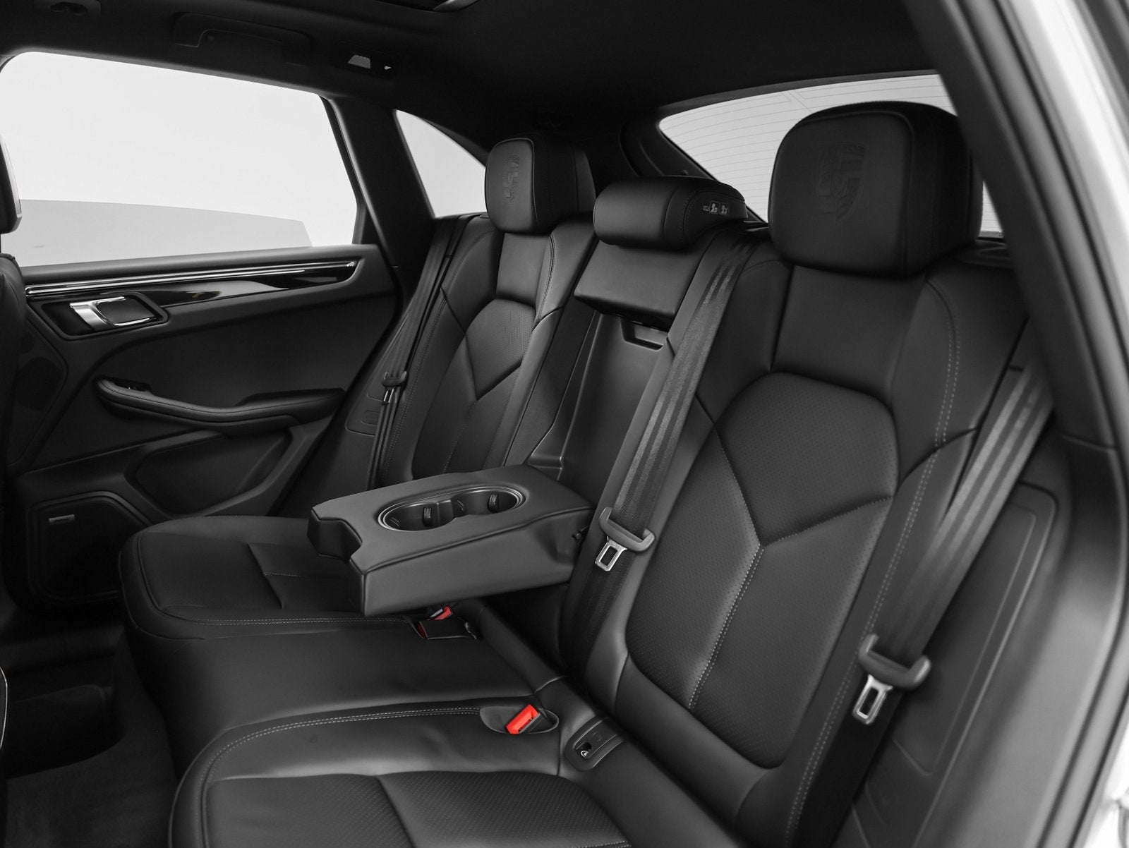 2025 Porsche Macan Macan T