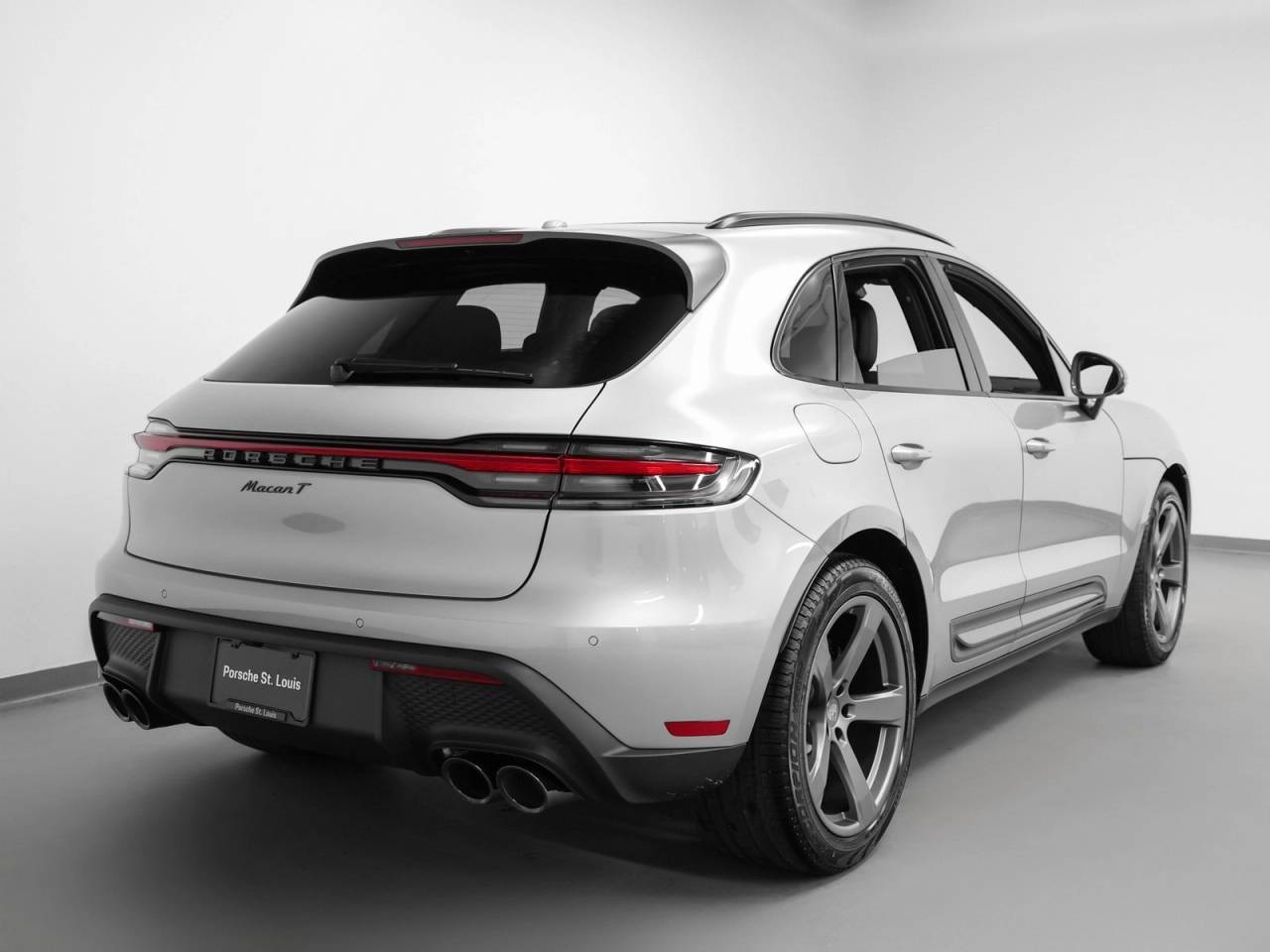 2025 Porsche Macan Macan T