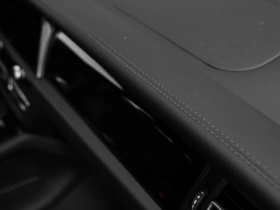 2025 Porsche Macan Macan T