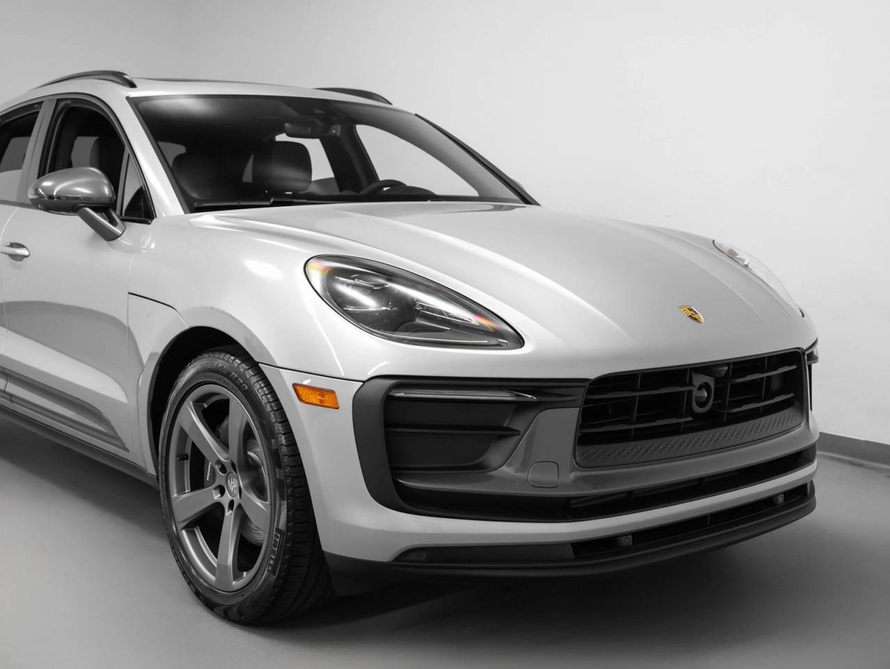 2025 Porsche Macan Macan T
