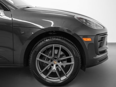 2025 Porsche Macan Macan