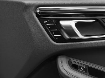 2025 Porsche Macan Macan