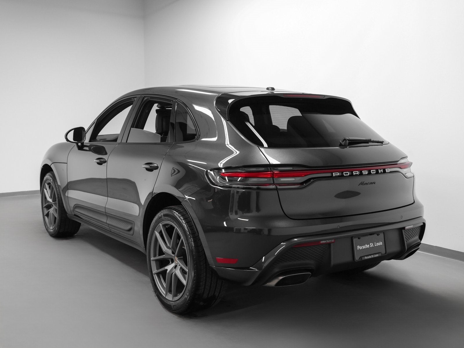 2025 Porsche Macan Macan