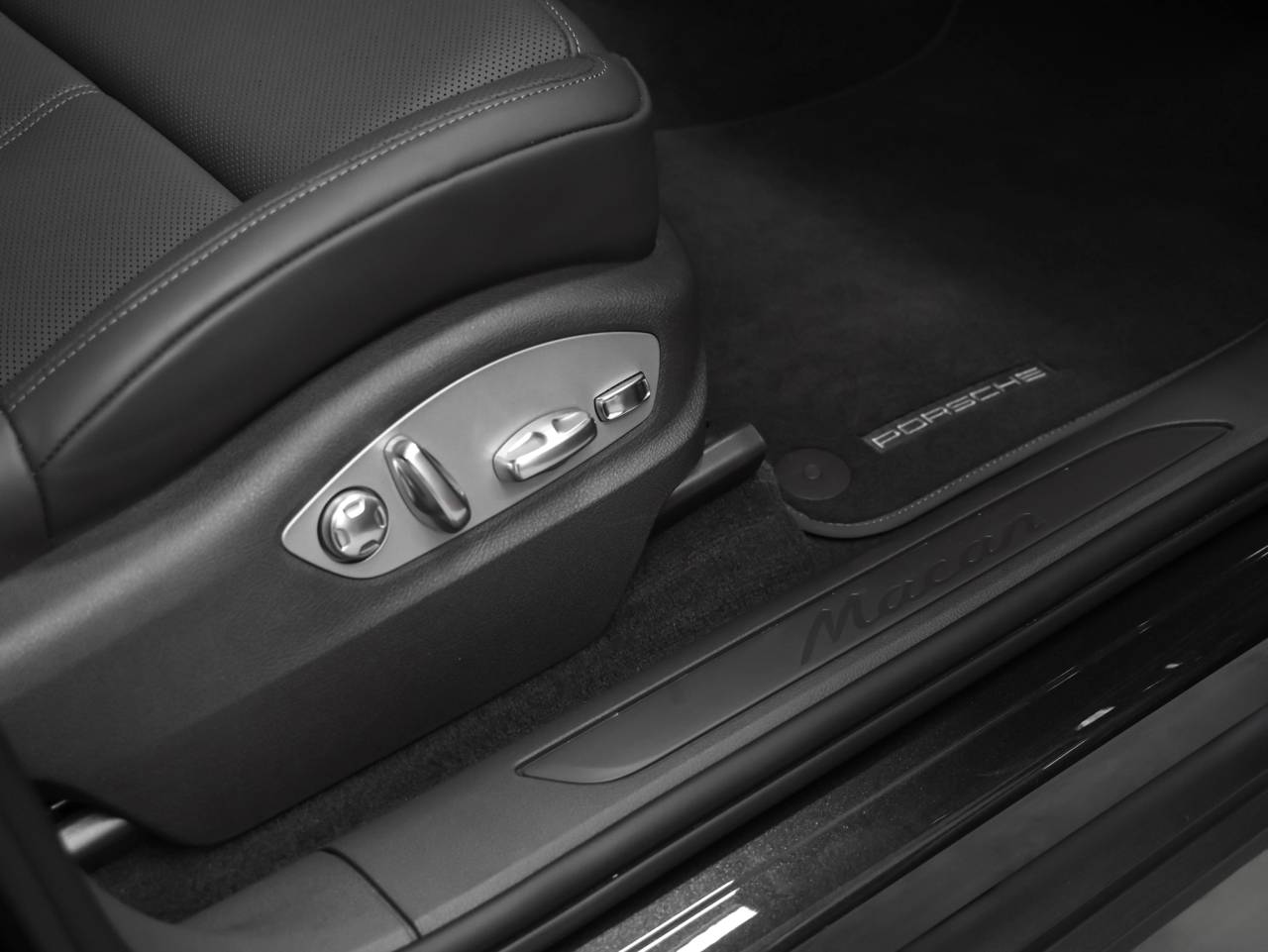 2025 Porsche Macan Macan