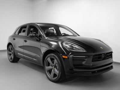 2025 Porsche Macan Macan