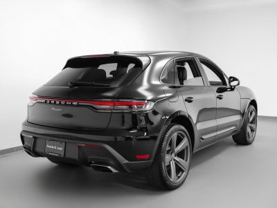 2025 Porsche Macan Macan