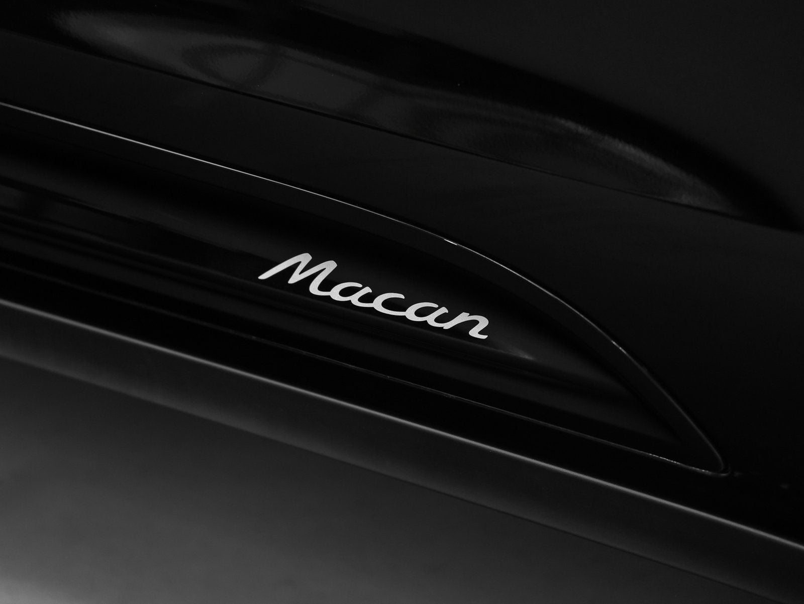 2025 Porsche Macan Macan