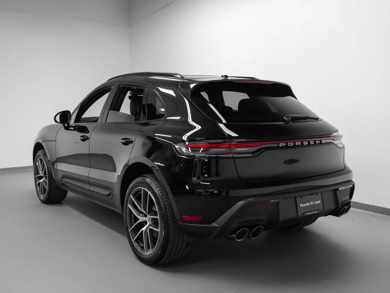 2026 Porsche Macan Macan