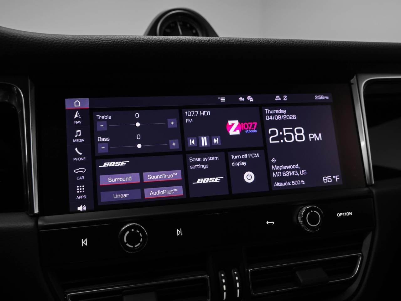 2026 Porsche Macan Base