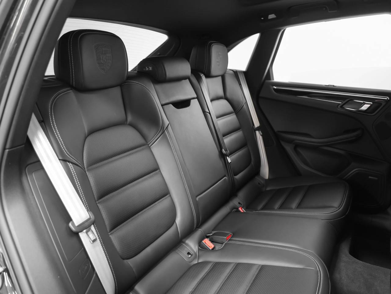 2026 Porsche Macan T