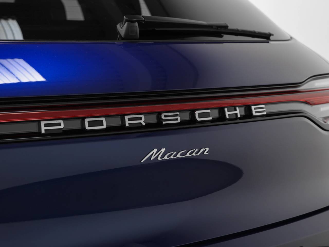 2026 Porsche Macan Macan