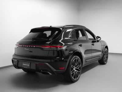 2026 Porsche Macan Macan