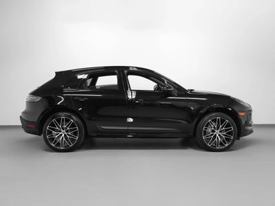 2023 Porsche Macan Base