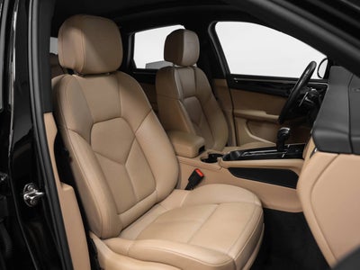 2023 Porsche Macan Base