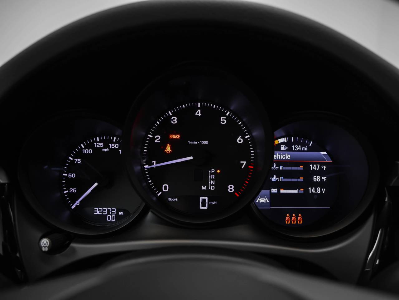 2023 Porsche Macan Base